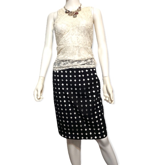 White House Black Market Dresses & Skirts - White House Black Market black & white pencil skirt